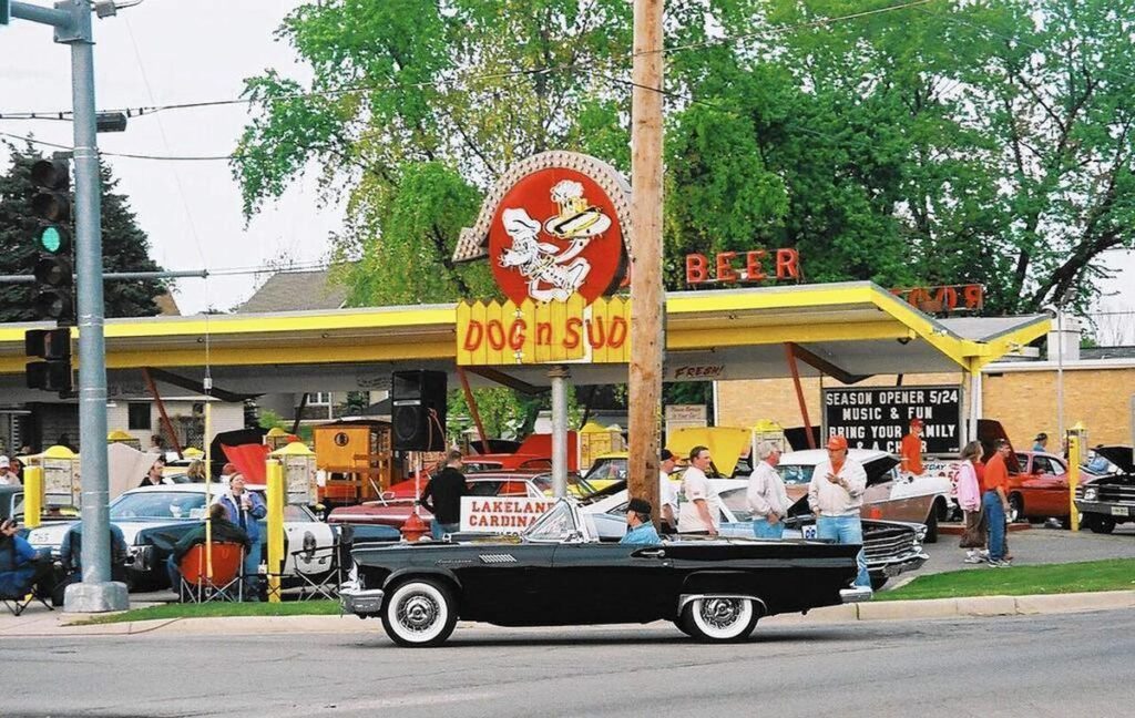 Dog n Suds – I Remember JFK: A Baby Boomer's Pleasant Reminiscing Spot